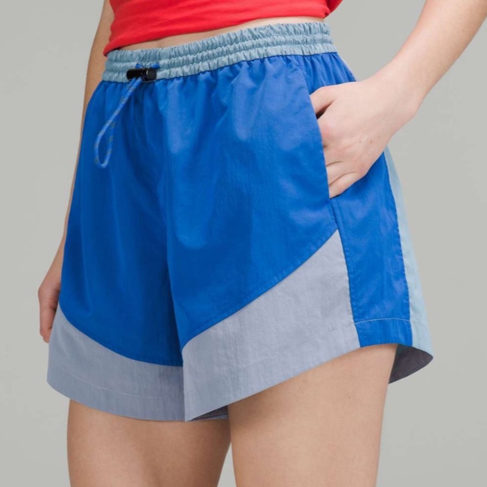 NWT Lululemon 4 Evergreen High Rise Short 4.5"